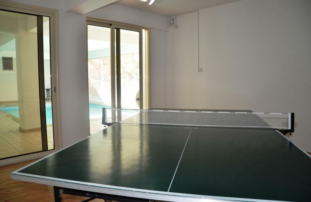 Apartment Floor, 2 Bedroom Vanessa D204, Free Wifi, Village View *