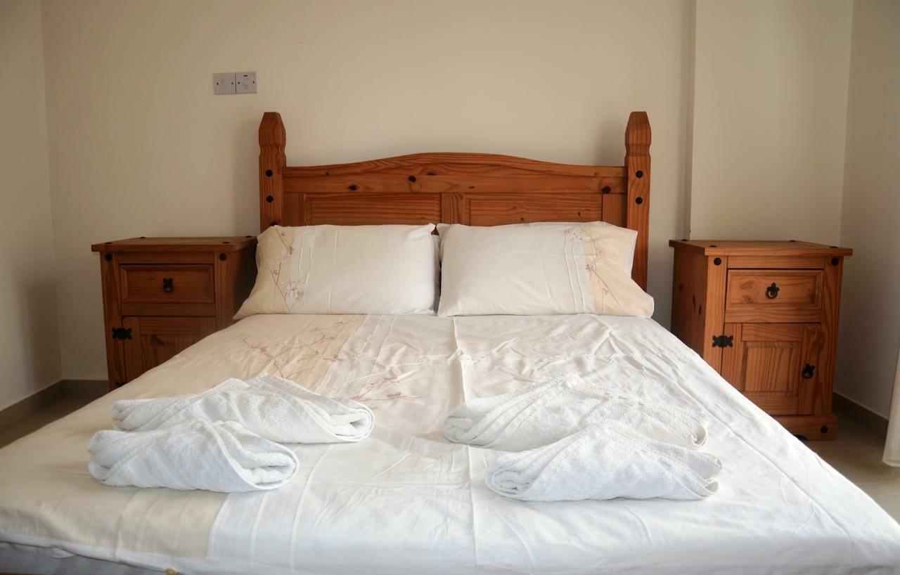 Floor, 2 Bedroom Vanessa D204, Free Wifi, Village View * Peyia
